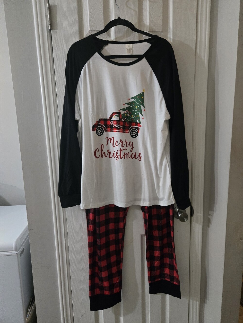 Nwot xxl knit Christmas pajamas